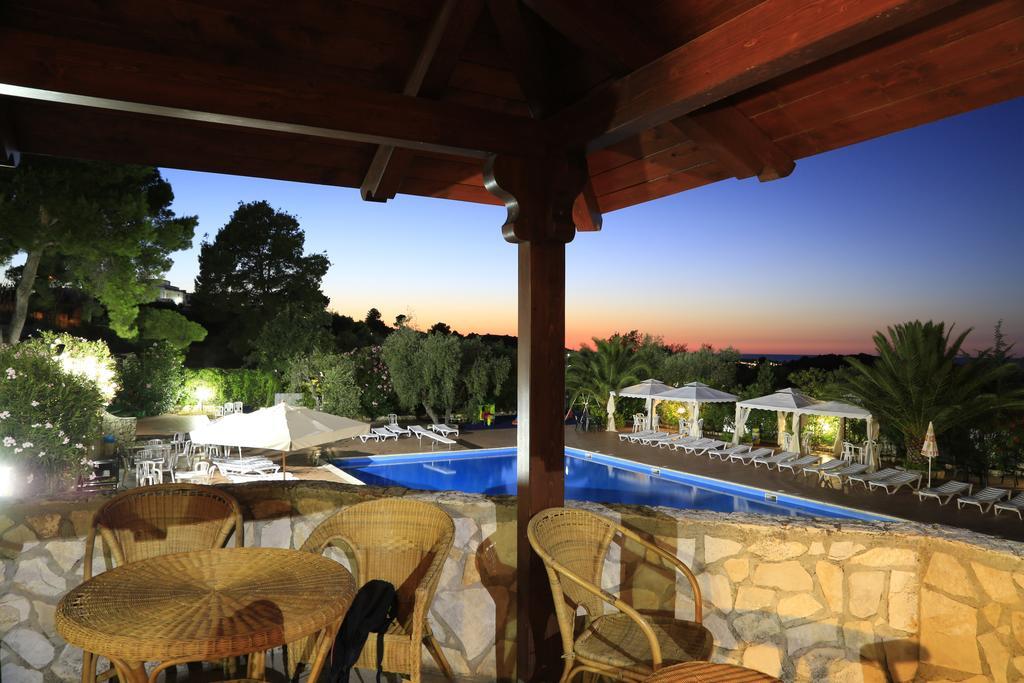Hotel Club Bellavista Vieste Exterior photo