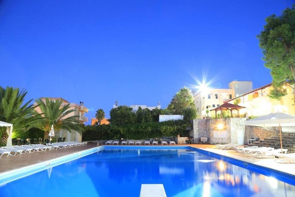 Hotel Club Bellavista Vieste Exterior photo