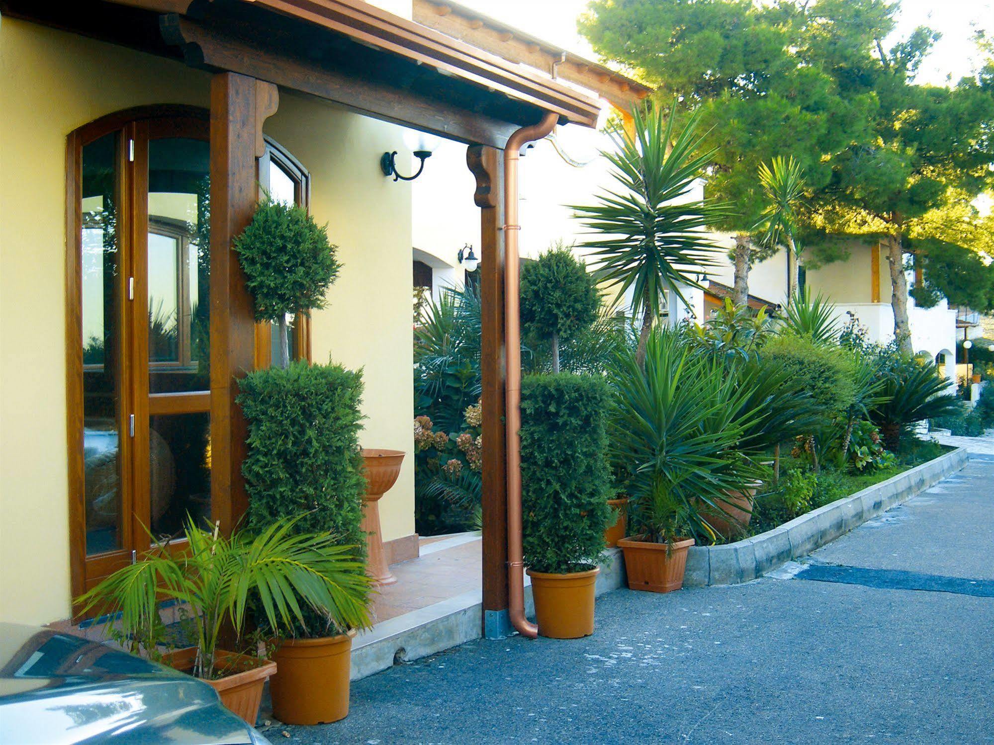 Hotel Club Bellavista Vieste Exterior photo