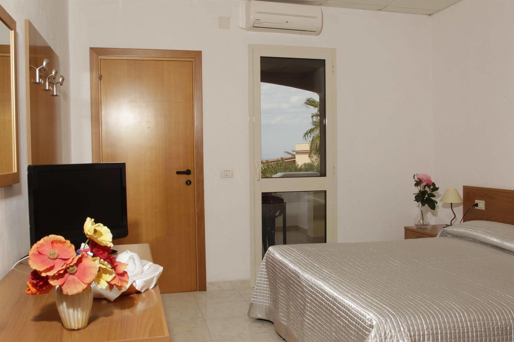 Hotel Club Bellavista Vieste Exterior photo